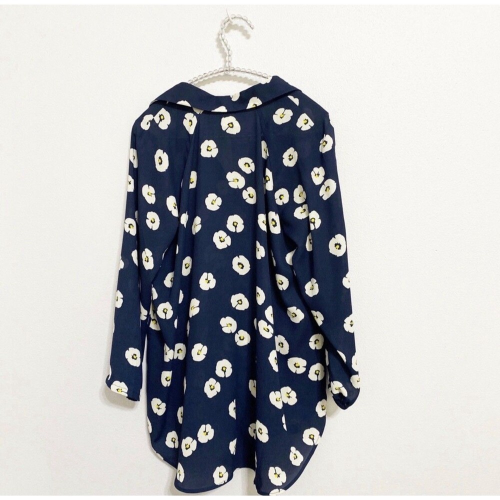 Cabi Go To Blouse Top Button Up All Over Daisy Floral Print Blue Women's L #5705 - Picture 3 of 5